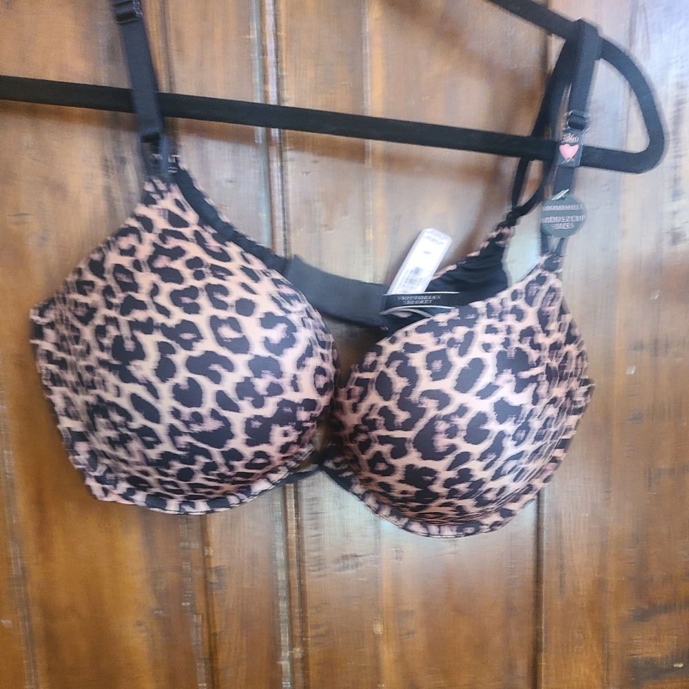 Victoria's Secret Bombshell Leopard Print Bra